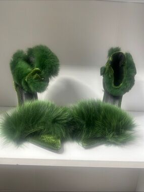 Green Fur Slide Sandals